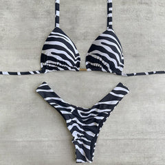 Entspannter Bikini mit Zebra-Print