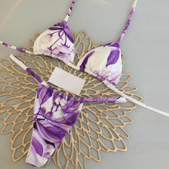 Bikini mit Blumenmuster 