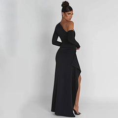 Vestido largo negro FUSAE con un solo hombro y abertura lateral alta