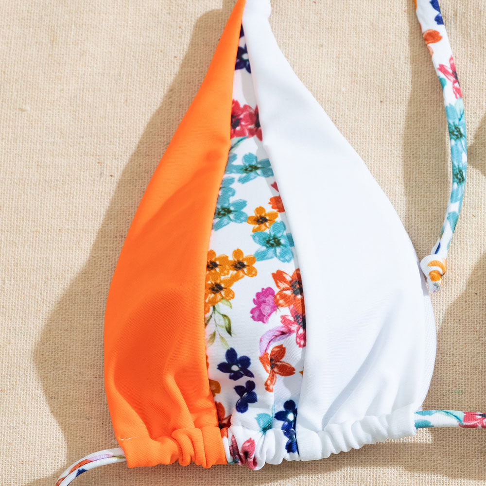 Traje de baño de bikini brasileño de dos piezas con diseño de triángulo y tiras anudadas con paneles de color floral estilo bohemio