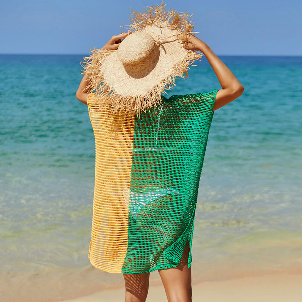 Brasilianische Strandtunika mit V-Ausschnitt und transparentem Häkelstrick in kräftigen Kontrastfarben