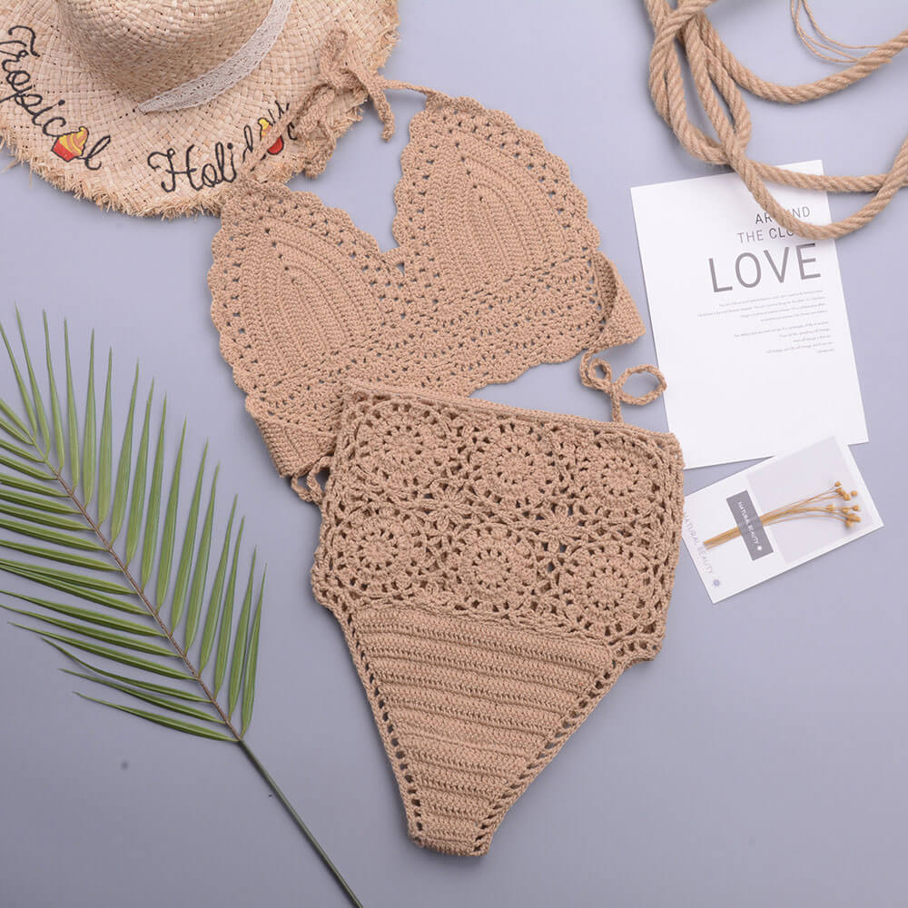 Schicker brasilianischer zweiteiliger Bikini-Badeanzug mit hoher Taille und Neckholder-Triangel-Bikini aus Häkelstrick