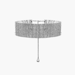 Gargantilla elegante con colgante de pera y diamantes de imitación - Plata