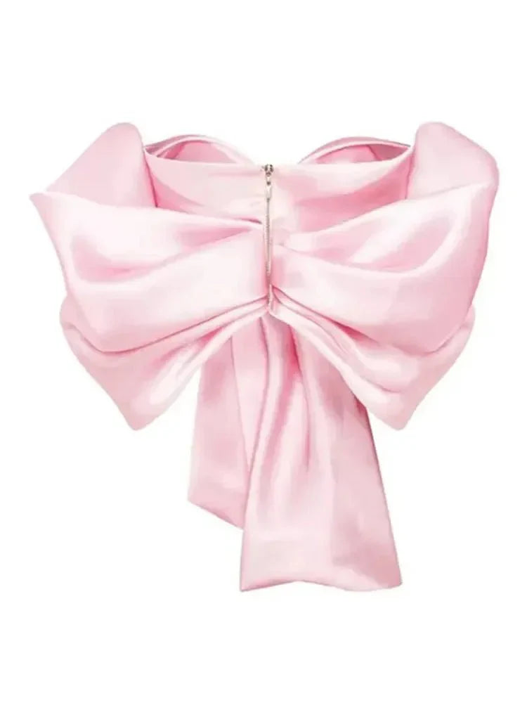 Schickes rosa Satin-Crop-Top mit Plissee-Schleife