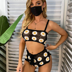 Traje de baño bikini brasileño de dos piezas con bralette de punto abierto y estampado floral de margaritas