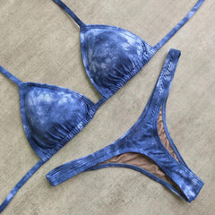 Bikini casual de dos piezas con efecto tie-dye 