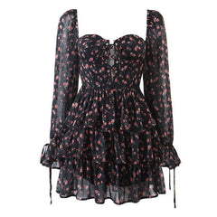 Vestido corto con mangas de obispo, escote corazón, encaje y estampado floral - Negro