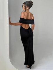 Elegantes trägerloses schwarzes Maxikleid