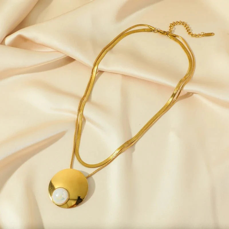 Übertrieben großes Perlenschmuckset