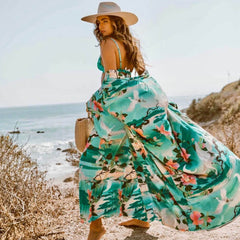 Vestido playero brasileño largo con mangas y estampado floral y cinturón fluido