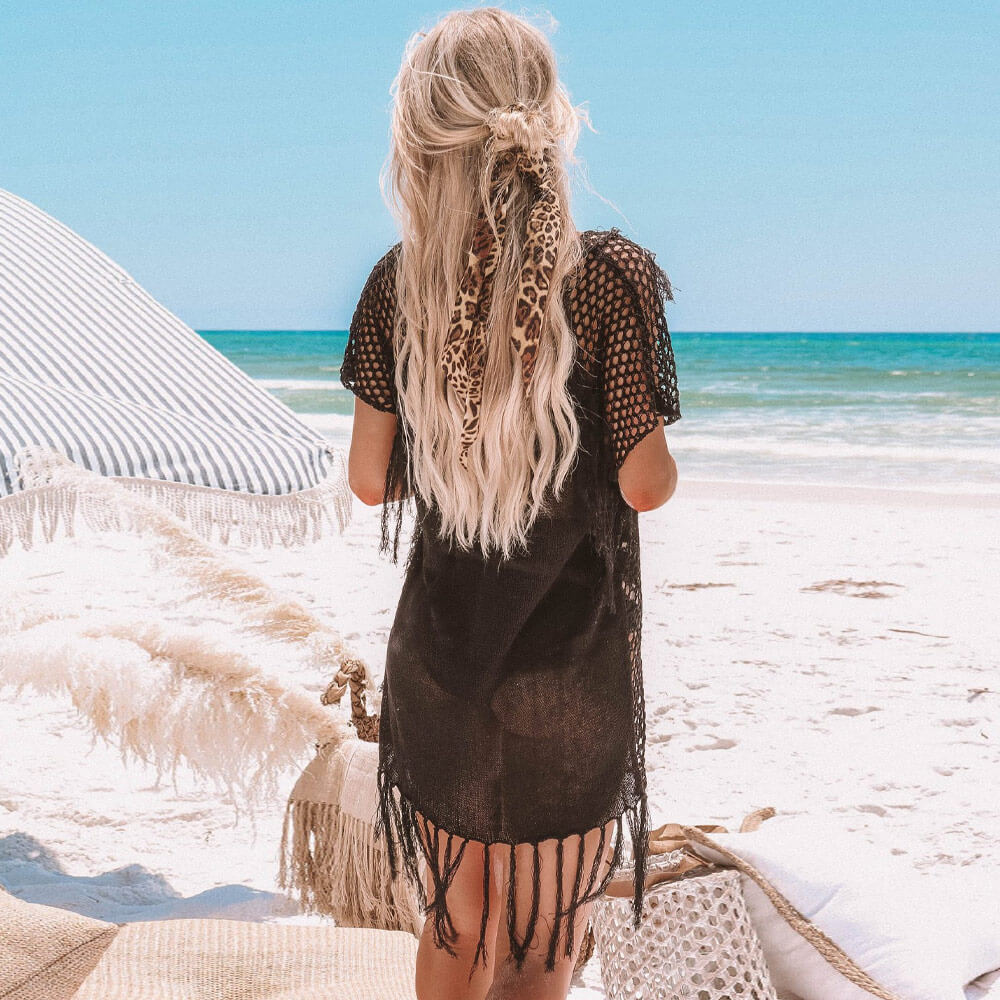 Vestido playero brasileño con encaje y ribete de flecos de crochet