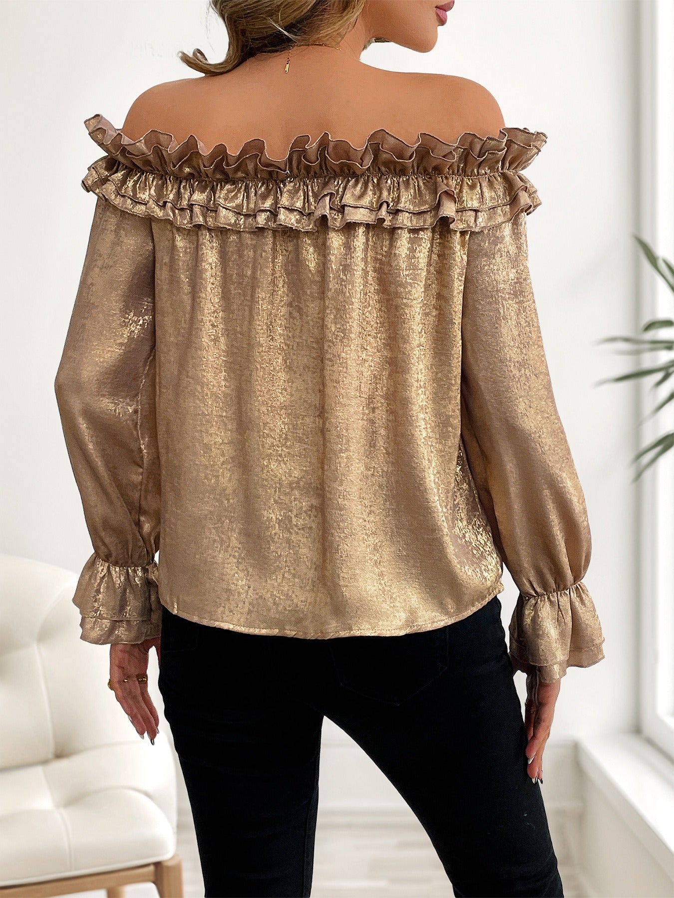 Ruffled One-Shoulder Long-Sleeved Gold Shirt
