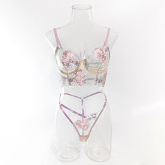Conjunto de lencería de encaje con bordado floral