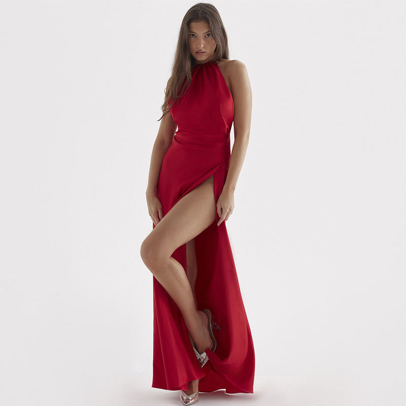 Vestido largo de satén brillante con cuello halter, abertura alta, lazo en la espalda, sin espalda - Rojo