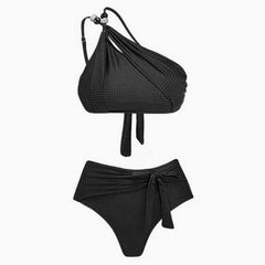 Luxuriöses One-Shoulder-Bikini-Set mit metallischer Struktur, gerüschter Fliege und Perlen