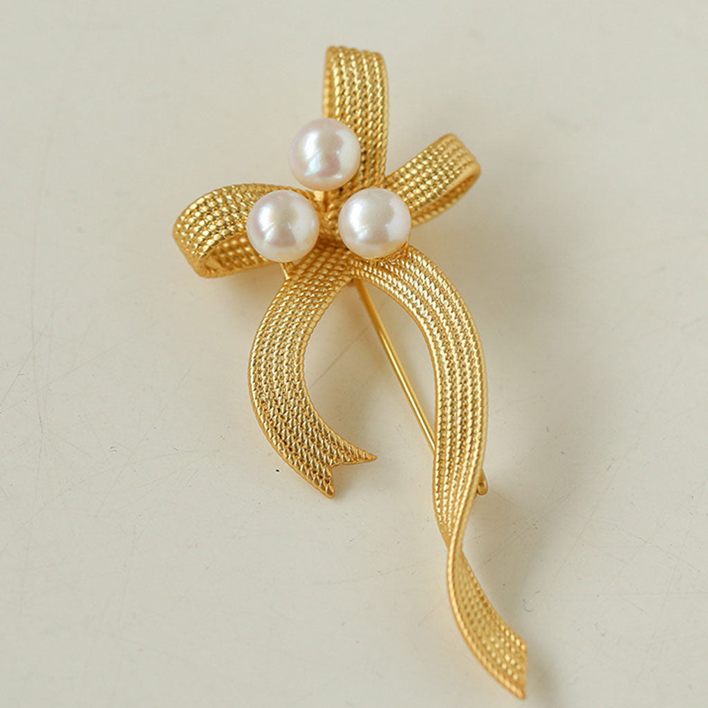 18K Gold Plated Freshwater Pearl Embellished Ribbon Bow Brooch