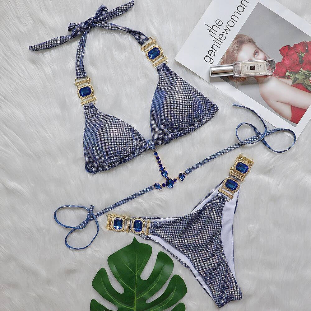 Brasilianischer zweiteiliger Bikini-Badeanzug mit Kristallverzierung und Dreiecksdesign