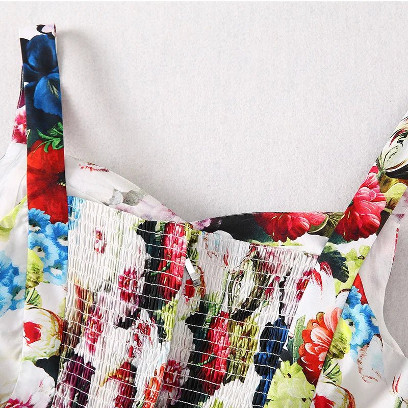 Korsettkleid mit nächtlichem Blumenmuster