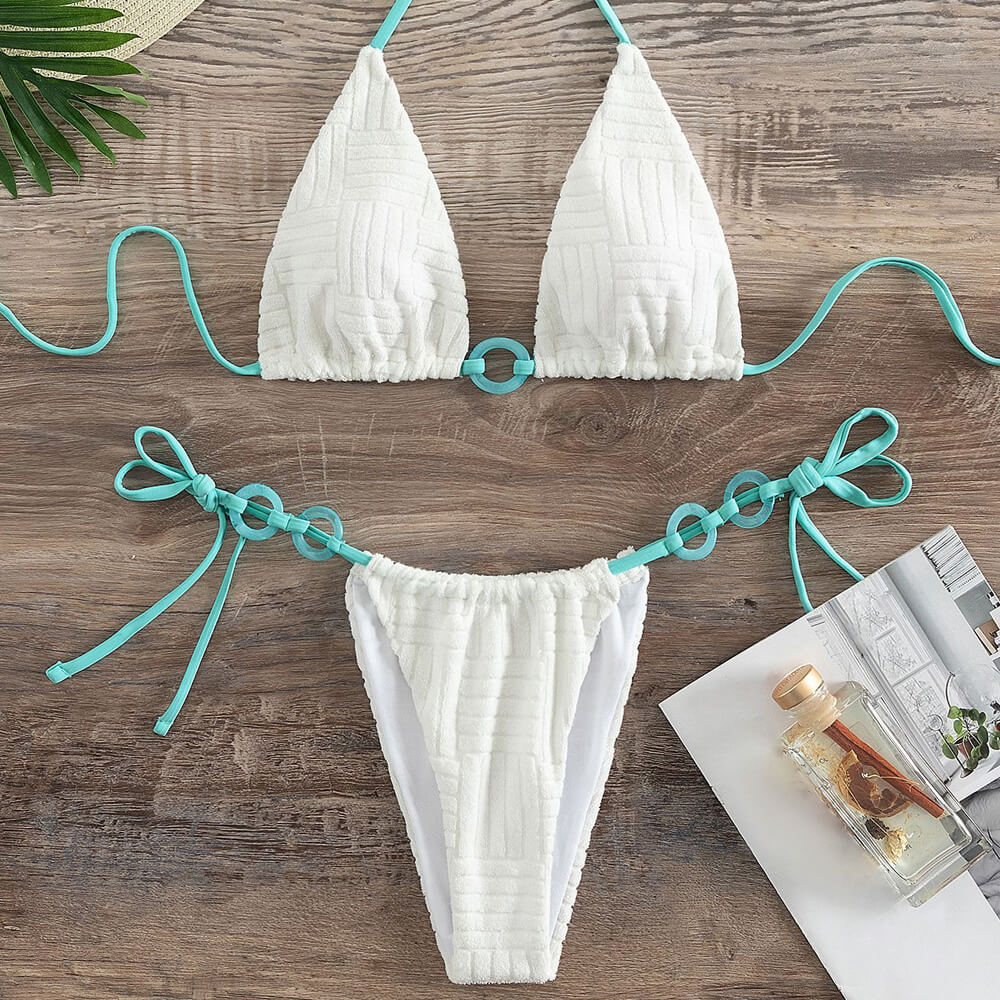 Traje de baño bikini brasileño de dos piezas con triángulo de felpa y anillo en contraste