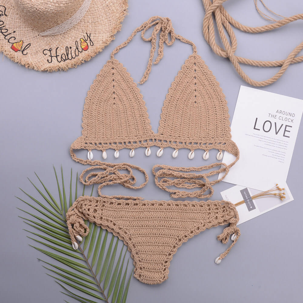 Brasilianischer zweiteiliger Bikini-Badeanzug mit Häkel-Strick-Muschelbesatz und Neckholder-Triangel