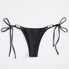 Brasilianische Bikinihose mit seitlichem String und metallischem O-Ring zum Binden