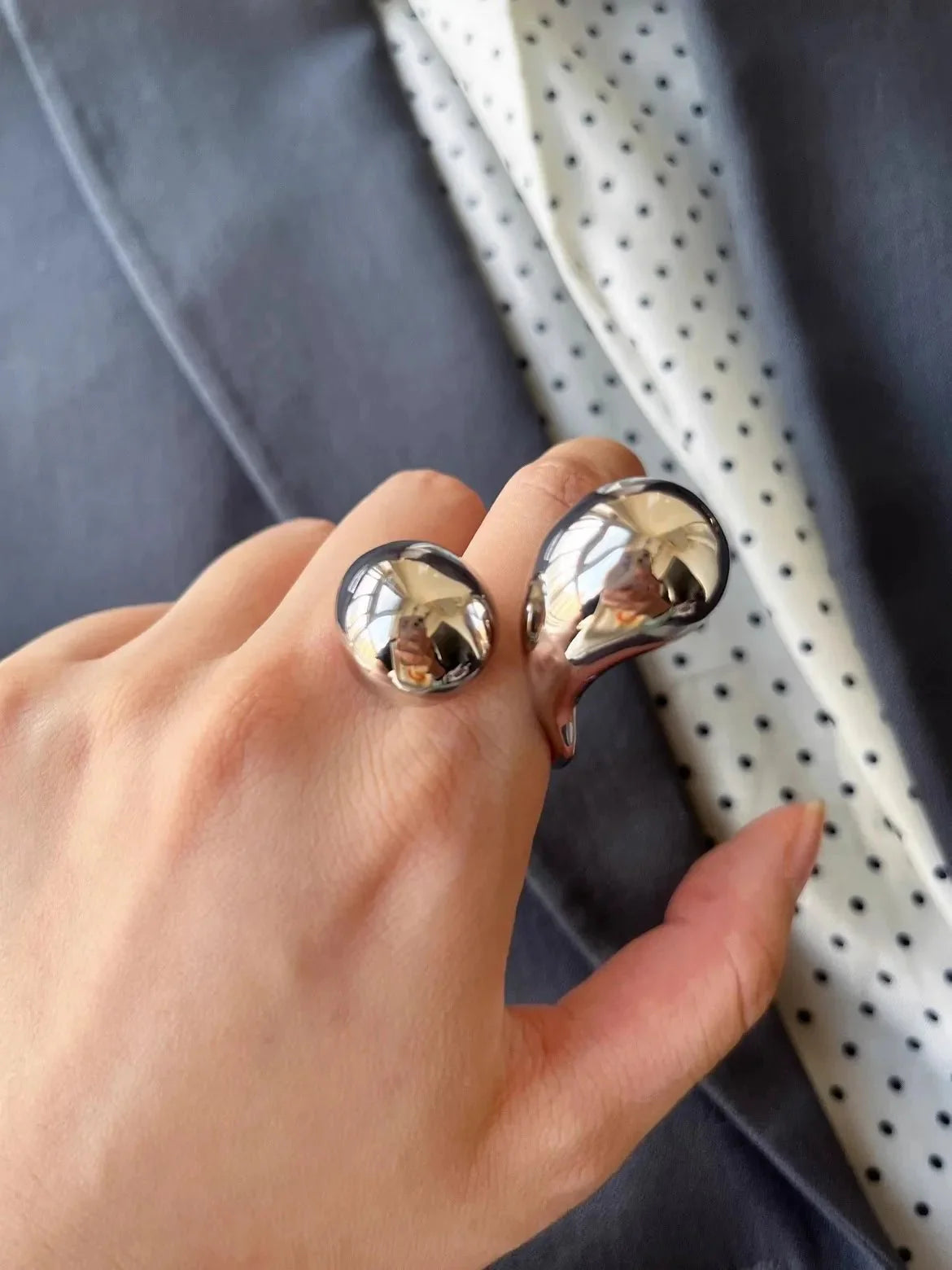 Anillos abiertos elegantes de latón con doble gota de agua para mujer