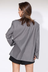 Blazer mit unregelmäßigem Verschluss – Grau