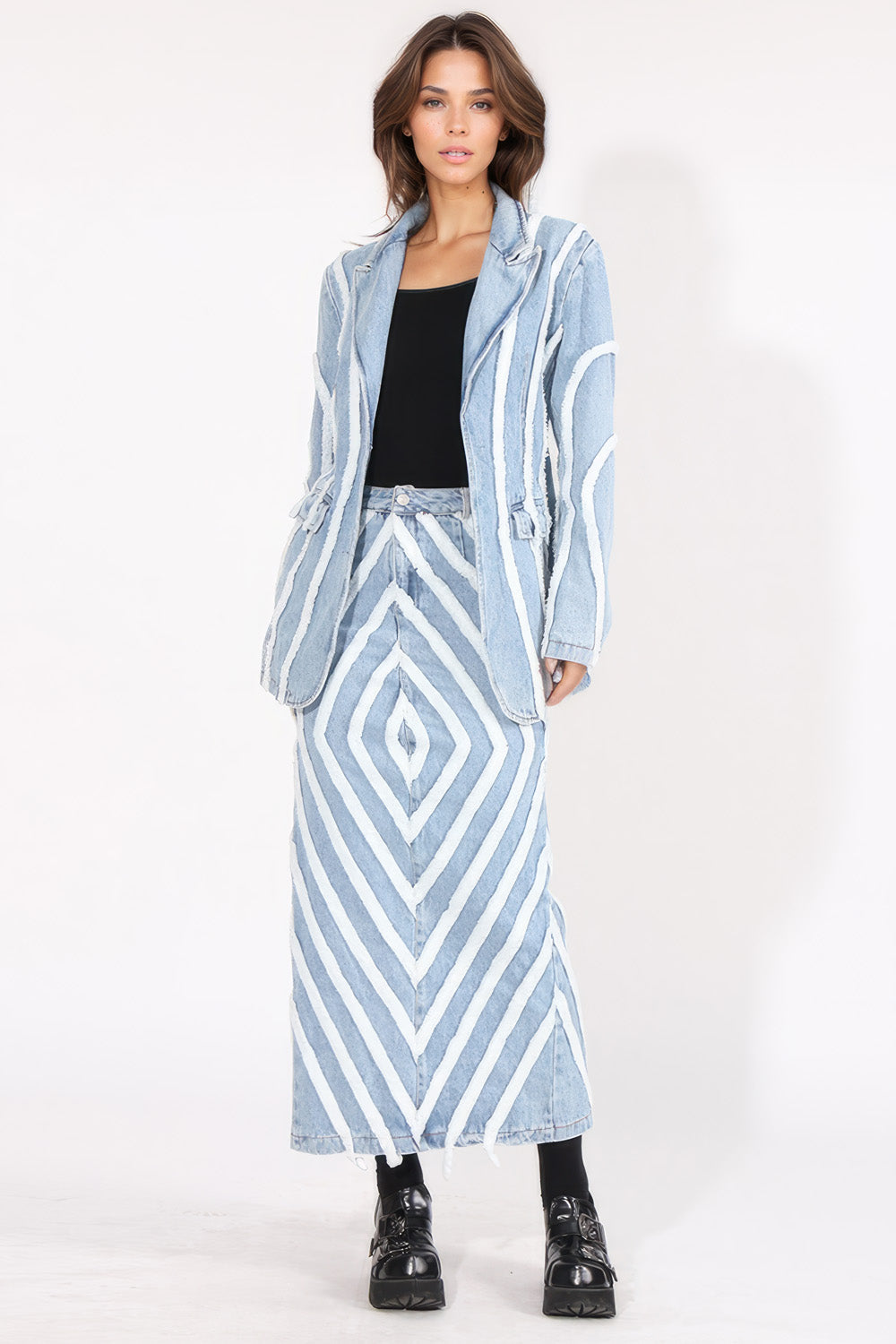 Denim Blazerwith Textured Details - Light Blue
