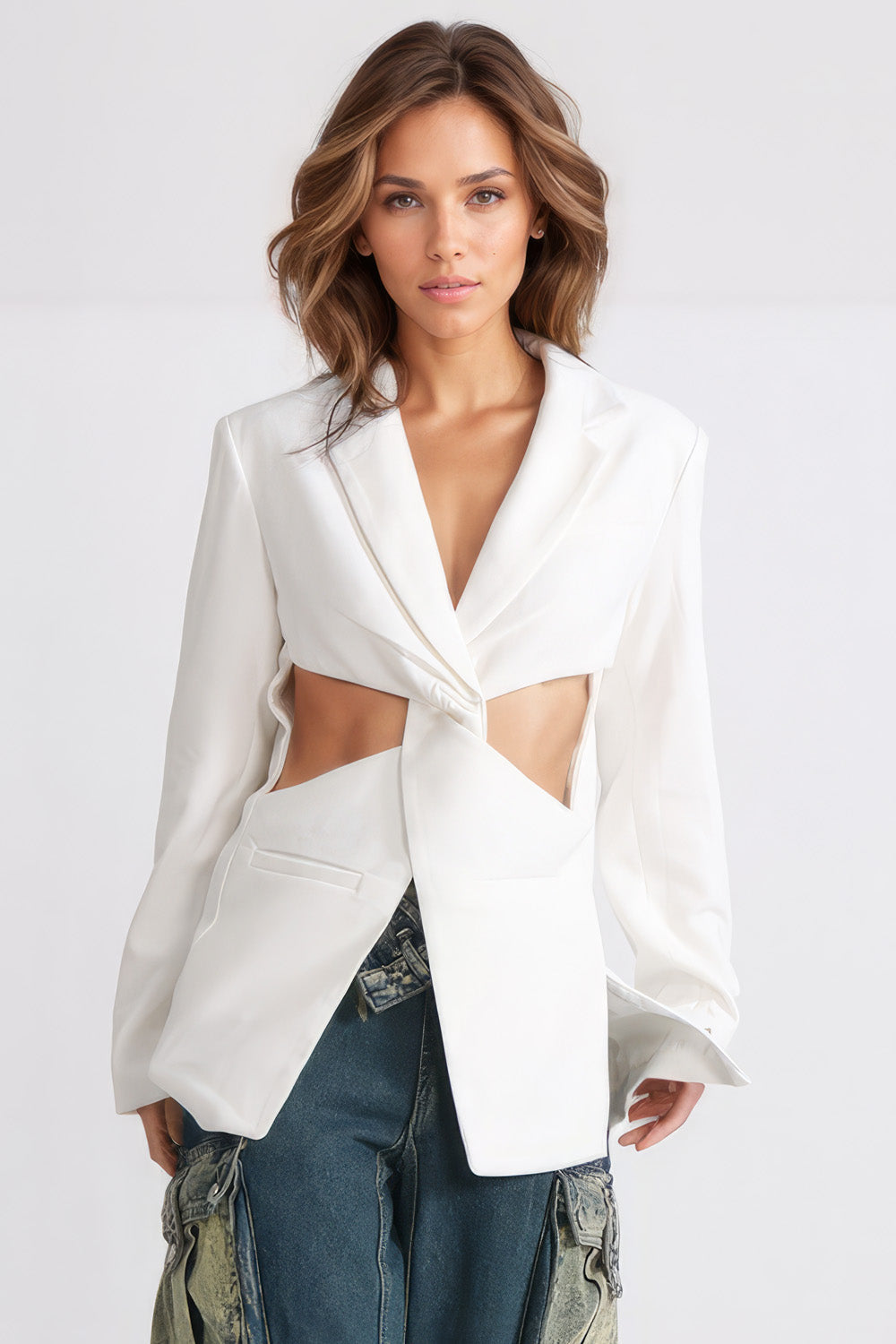 Blazer con cortes y giros - Blanco