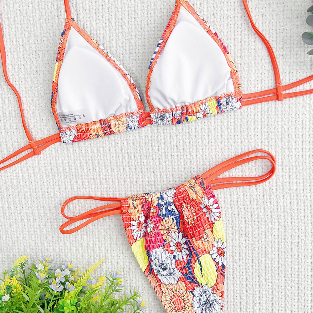 Traje de baño bikini brasileño de dos piezas con estampado floral tropical y fruncido en forma de triángulo