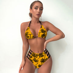 Brasilianischer zweiteiliger Bikini-Badeanzug mit tropischem Palmenmuster und Cut-Outs