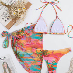 Brasilianischer dreiteiliger Bikini-Badeanzug mit hohem Schnitt und tropischem Print